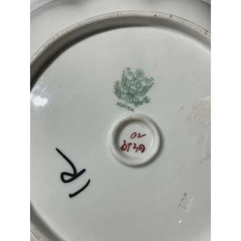 Antique Austrian Porcelain Bowl: Floral Leaf Motif, Gold Trim